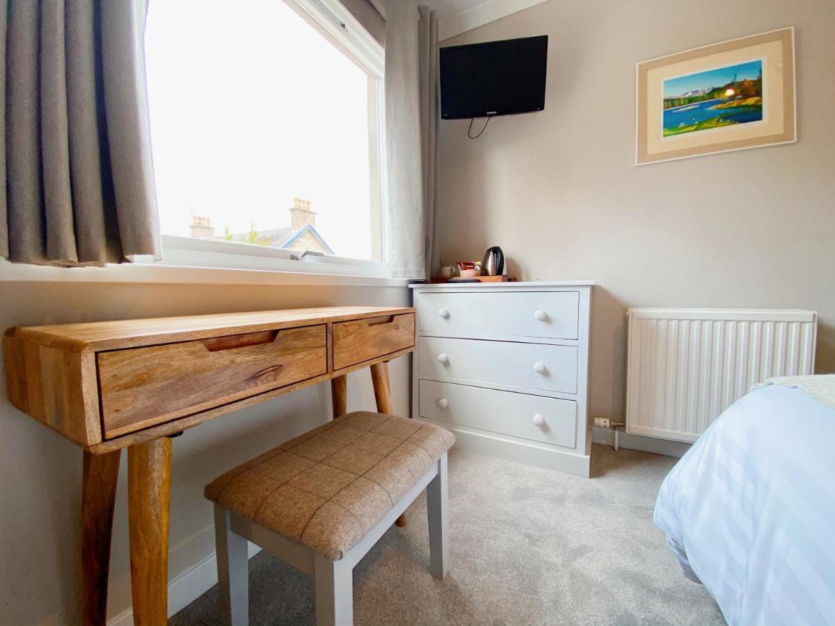 Cairngorm Guest House Авимор Екстериор снимка