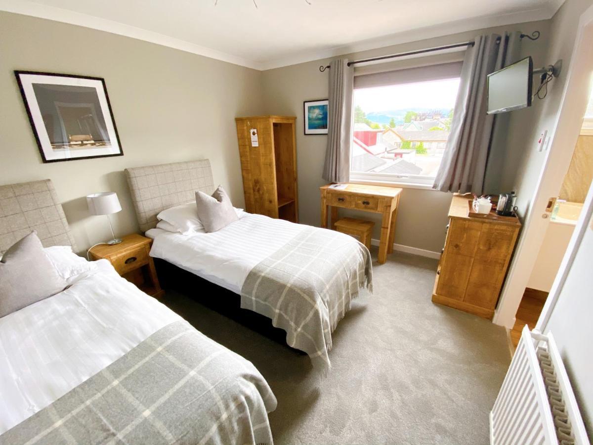 Cairngorm Guest House Авимор Екстериор снимка