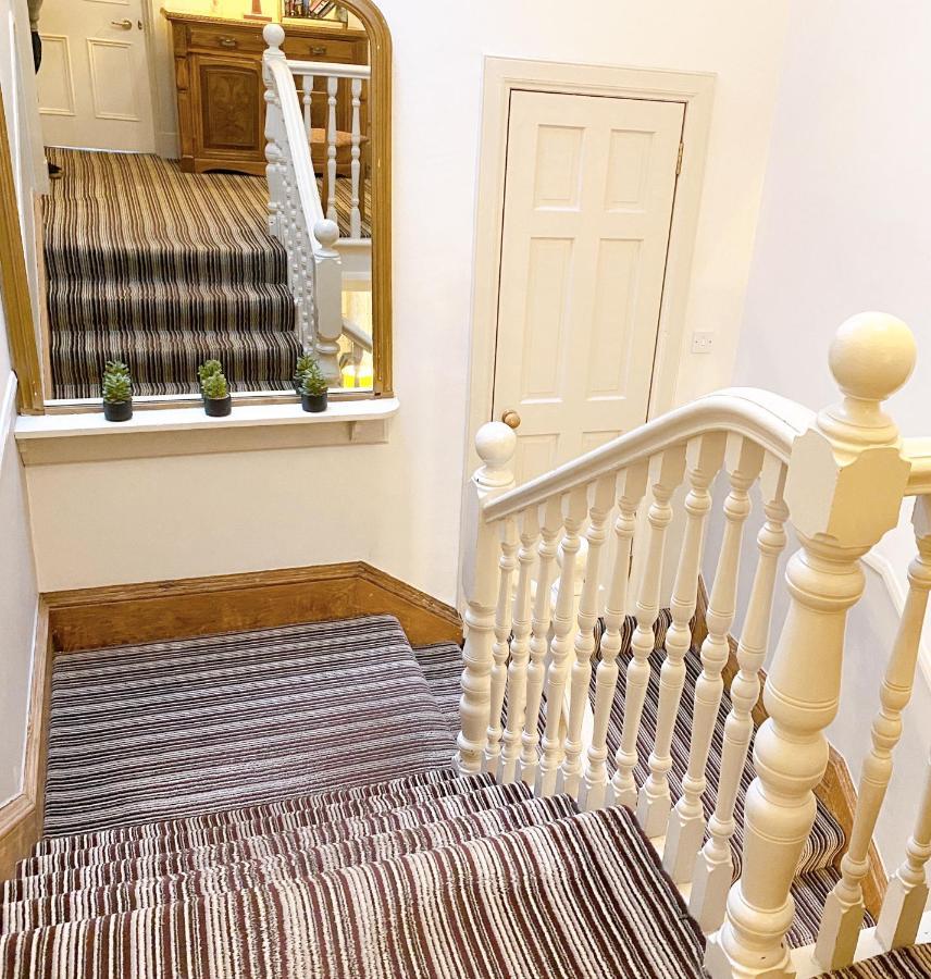 Cairngorm Guest House Авимор Екстериор снимка